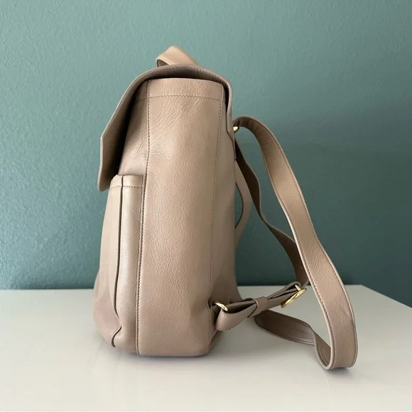 Cuyana Leather Convertible Satchel Backpack Tote Bag in Taupe - Picture 3 of 13